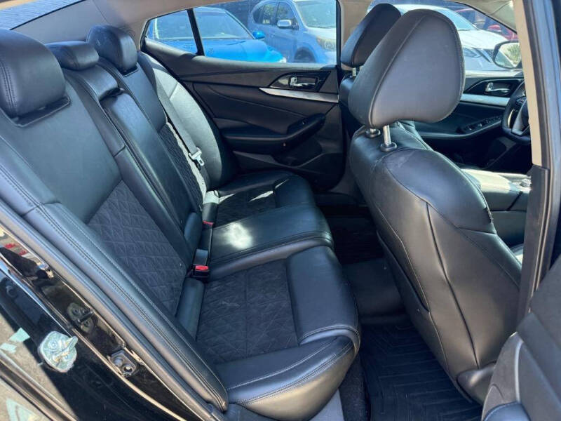 2017 Nissan Maxima 3.5 SR