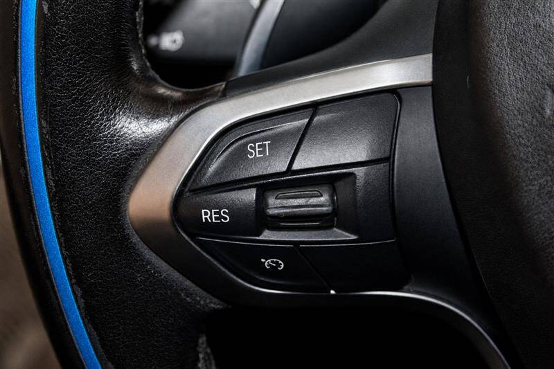 2015 BMW i8