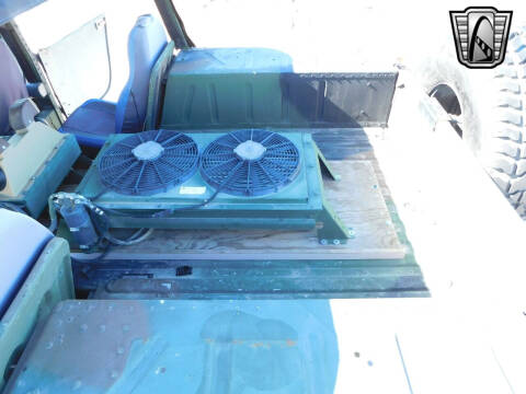 2002 AM General M1123