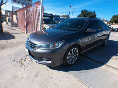 2015 Honda Accord for sale at ARAX AUTO SALES in Tujunga CA