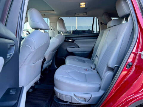 2021 Toyota Highlander Hybrid XLE