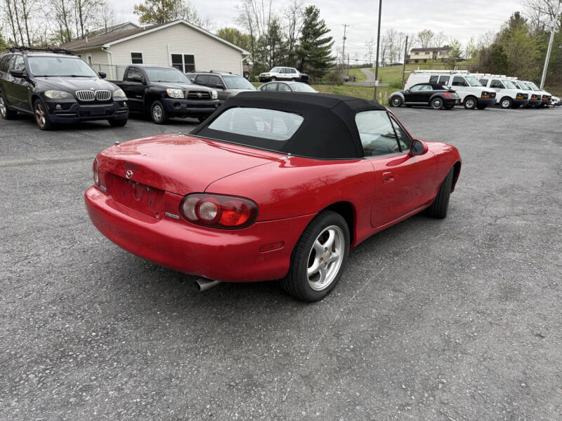 2002 Mazda MX-5 Miata