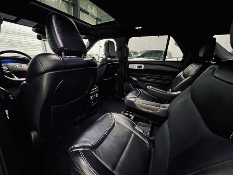2020 Ford Explorer ST