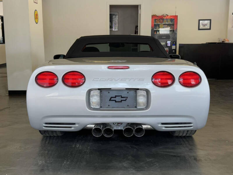 2003 Chevrolet Corvette