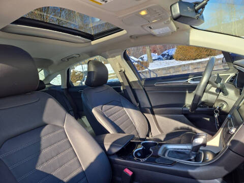 2015 Ford Fusion SE