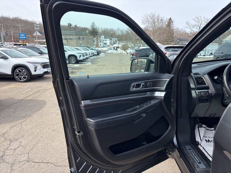 2016 Ford Explorer Sport
