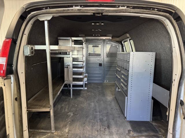 2016 GMC Savana 2500