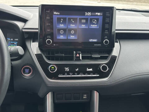 2022 Toyota Corolla Cross LE