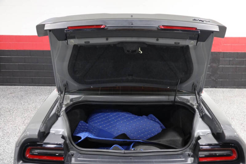 2017 Dodge Challenger SRT 392