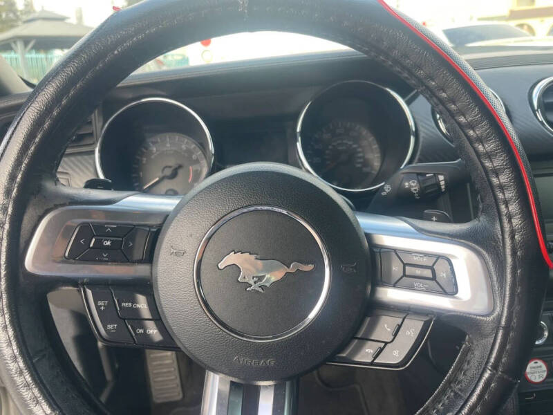 2016 Ford Mustang V6