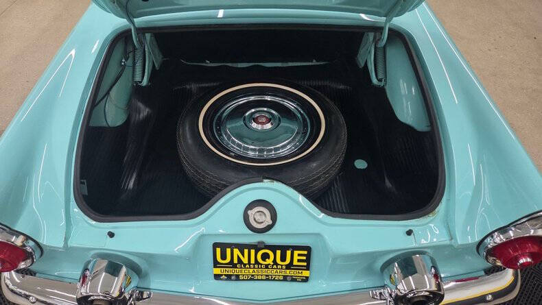 1955 Ford Thunderbird