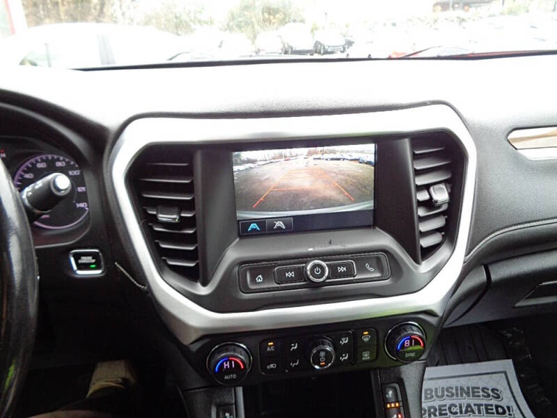 2018 GMC Acadia SLE-2