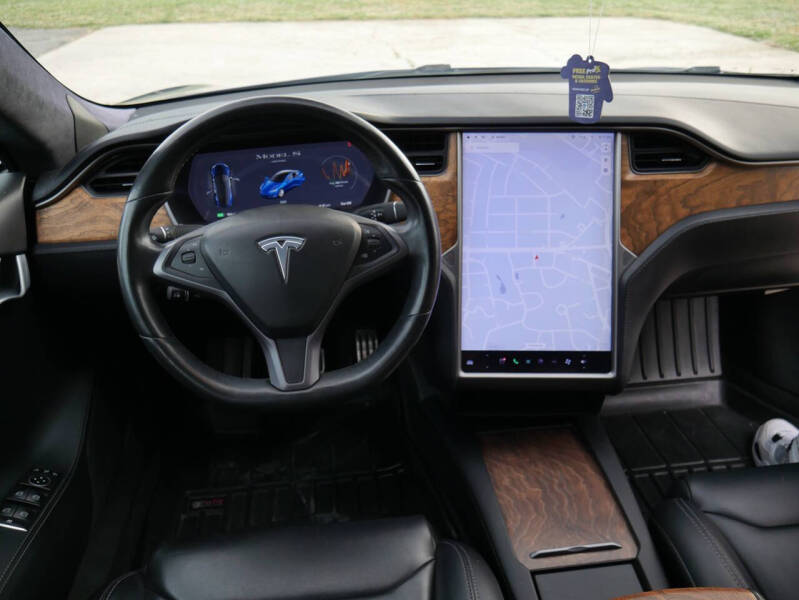 2020 Tesla Model S Long Range