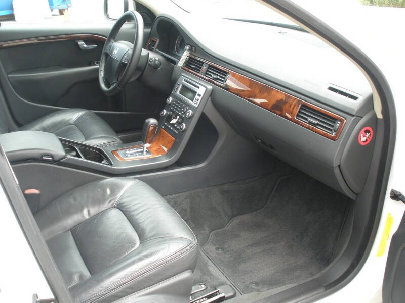 2008 Volvo XC70 3.2