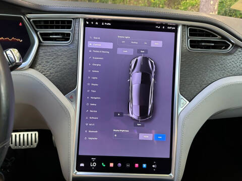 2013 Tesla Model S Performance