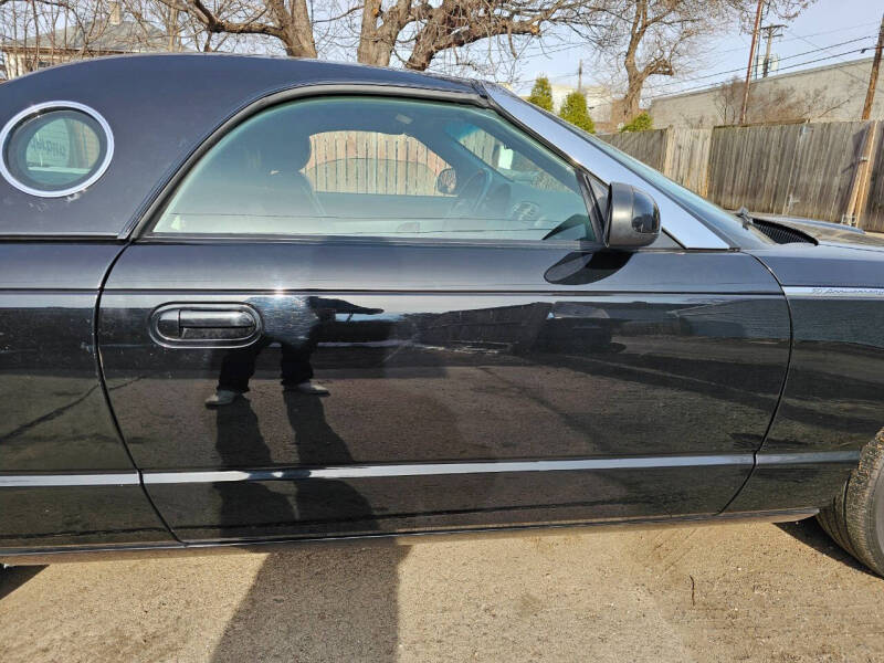 2005 Ford Thunderbird Deluxe