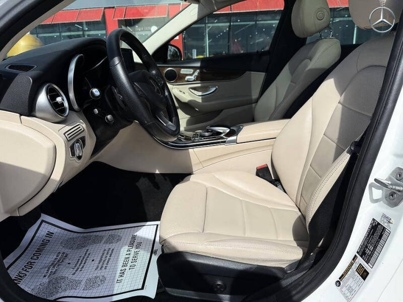 2016 Mercedes-Benz C-Class