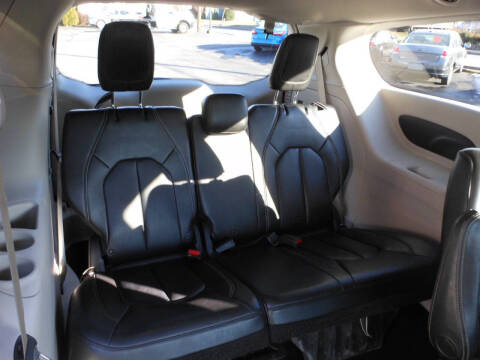 2020 Chrysler Voyager LXi