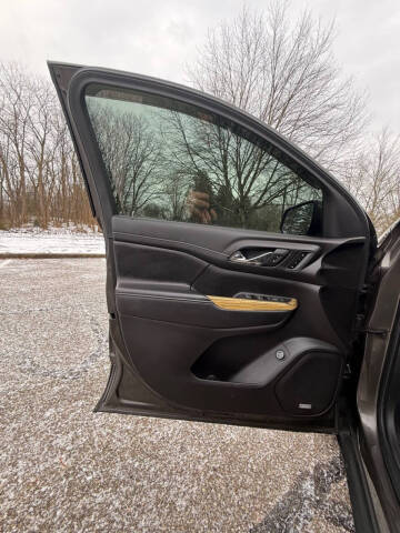 2019 GMC Acadia Denali