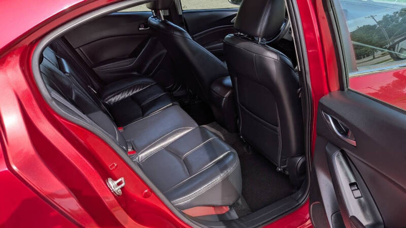 2018 Mazda MAZDA3 Touring