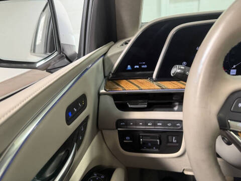 2021 Cadillac Escalade ESV Sport Platinum