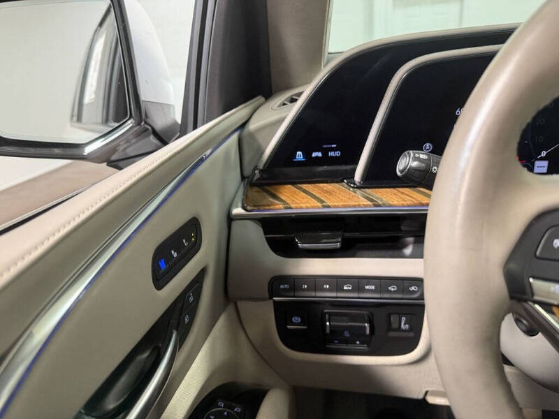 2021 Cadillac Escalade ESV Sport Platinum