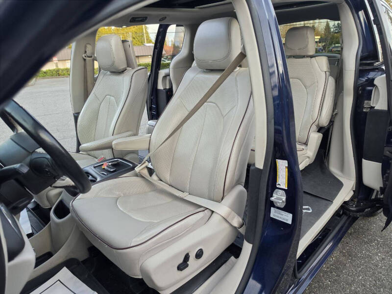 2017 Chrysler Pacifica Limited