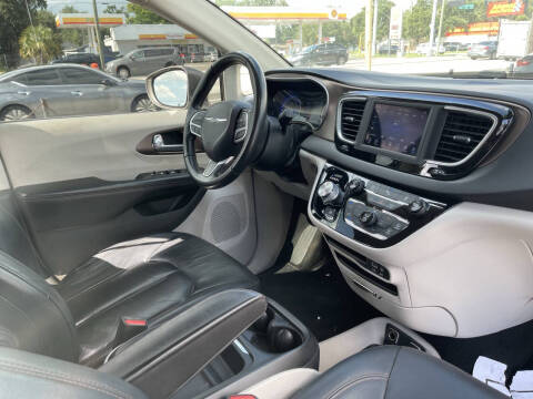 2018 Chrysler Pacifica Touring L