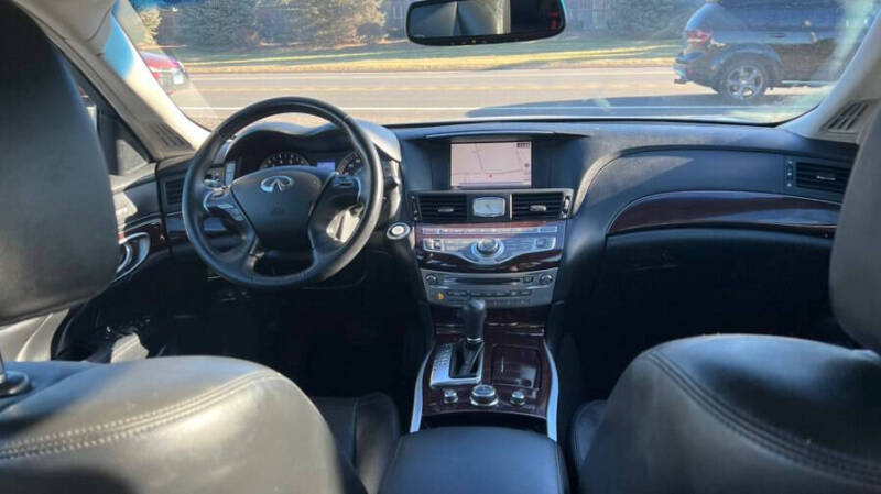 2011 Infiniti M37 x