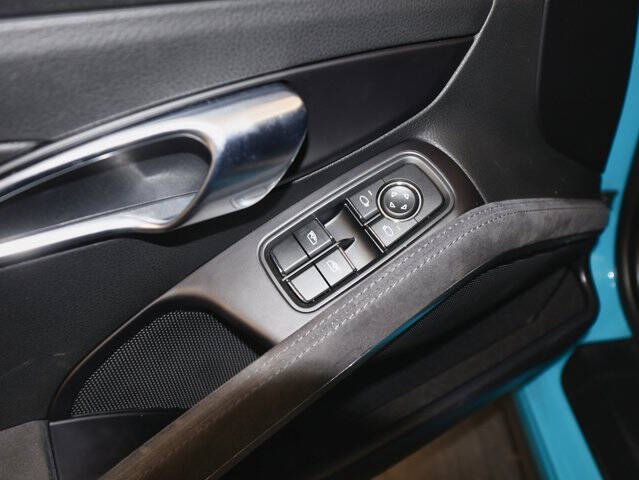 2019 Porsche 911 Carrera GTS