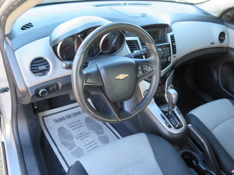 2011 Chevrolet Cruze LS