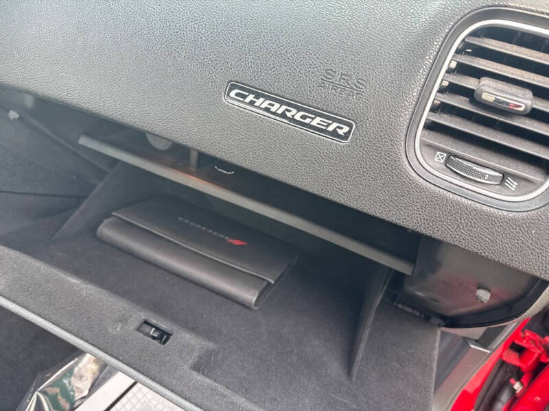 2015 Dodge Charger SXT