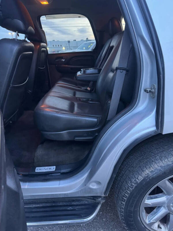 2011 GMC Yukon Denali