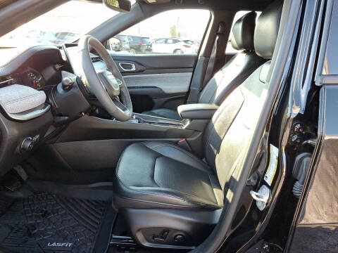 2023 Jeep Compass Latitude Lux