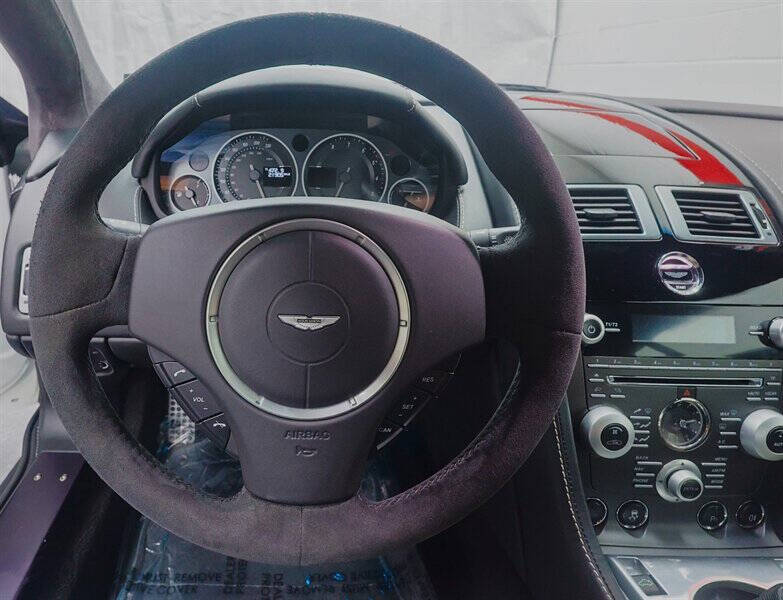 2011 Aston Martin V12 Vantage