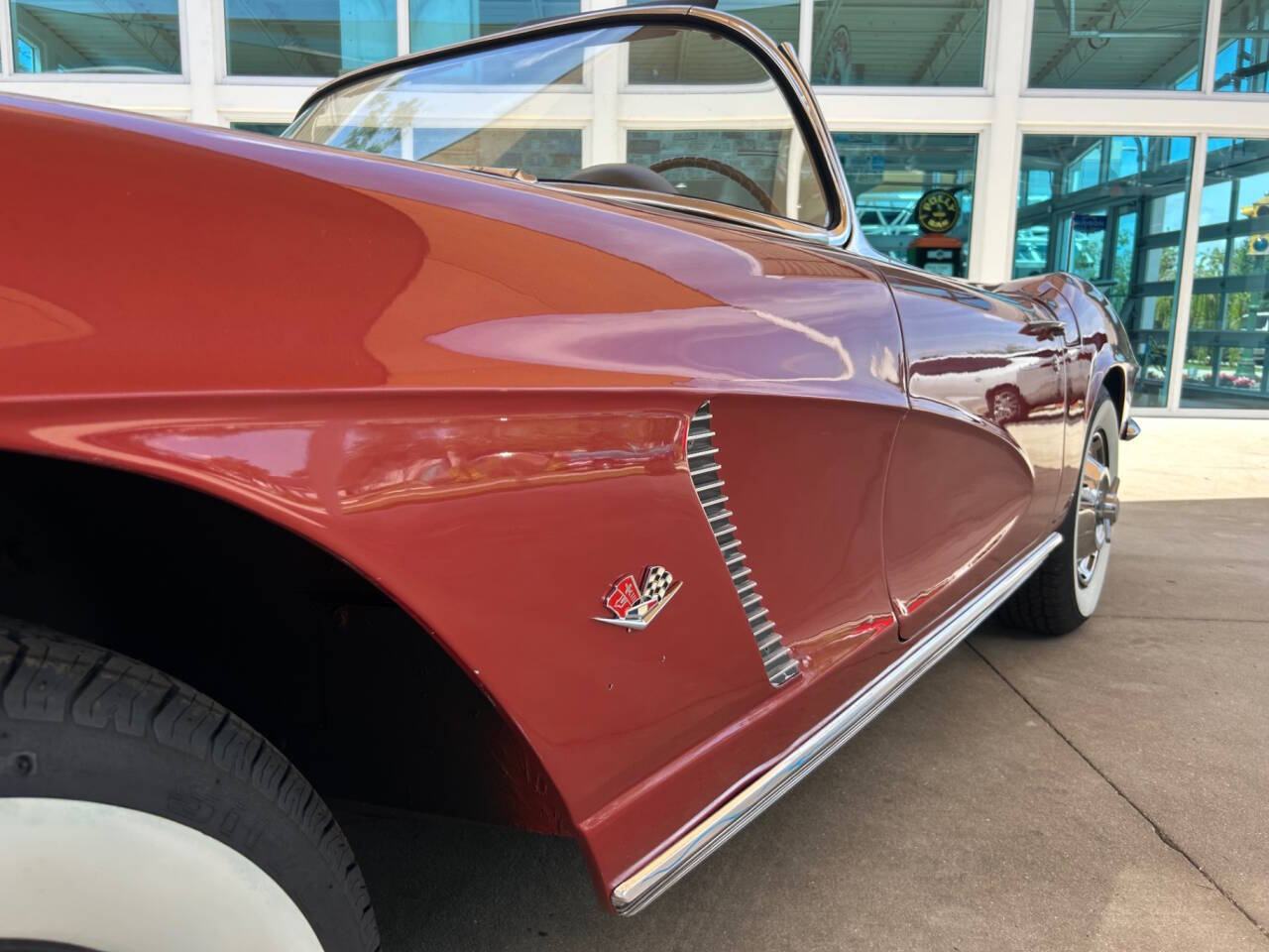 1962 Chevrolet Corvette 12