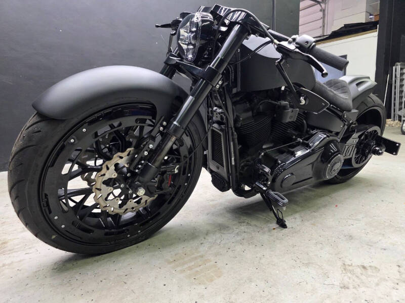 2020 Harley-Davidson Custom