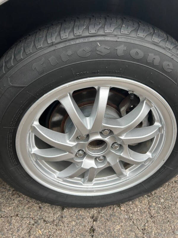 2017 Toyota Prius Three