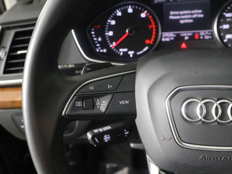 2023 Audi Q5 quattro Premium 40 TFSI