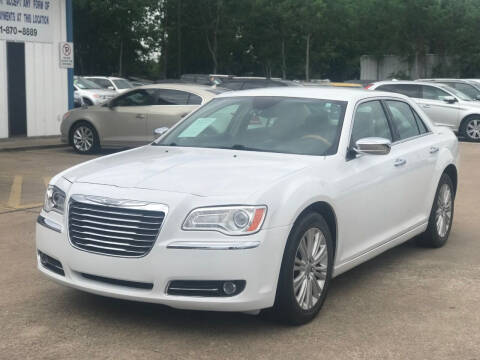 2014 Chrysler 300 for sale at Discount Auto Company in Houston TX