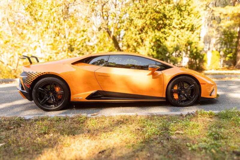 2021 Lamborghini Huracan EVO