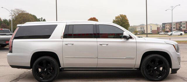 2019 Cadillac Escalade ESV Platinum