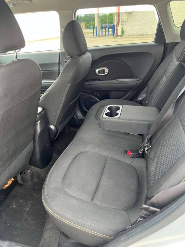 2015 Kia Soul +
