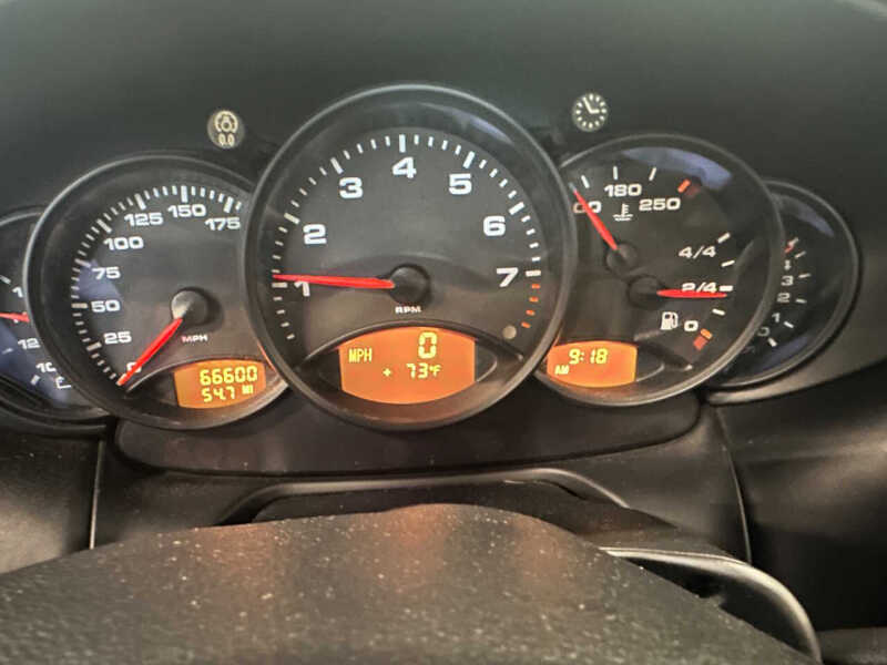 2001 Porsche 911 Carrera