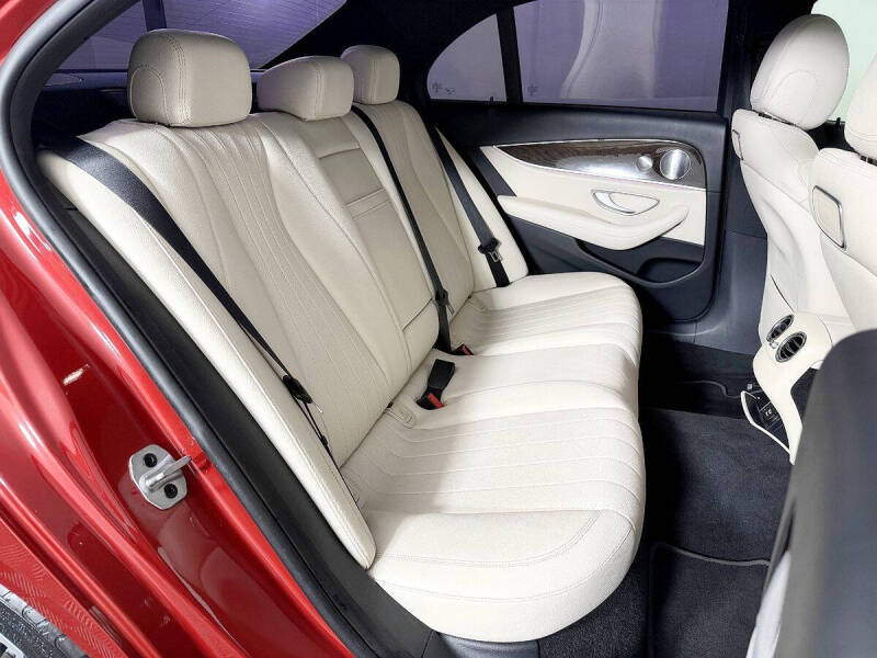 2019 Mercedes-Benz E-Class E 300