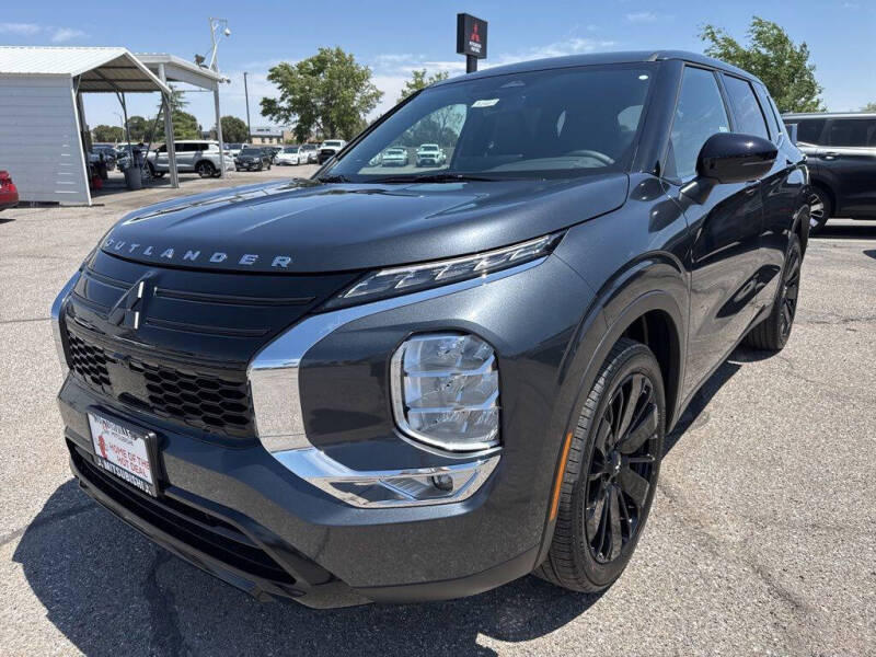 2026 Mitsubishi Outlander LE