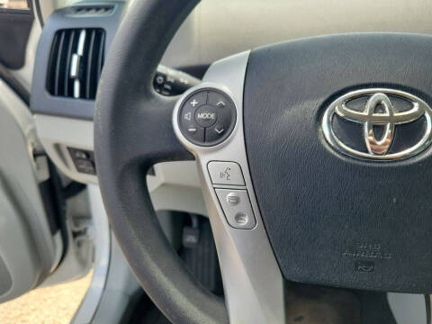 2013 Toyota Prius Three
