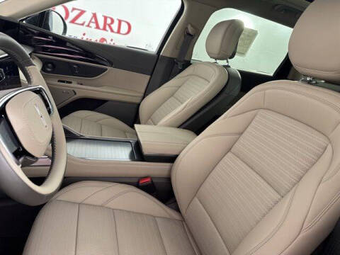 2025 Lincoln Nautilus Reserve