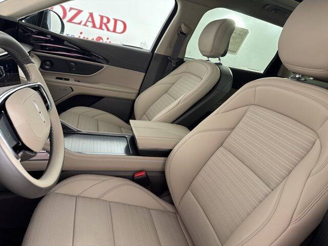 2025 Lincoln Nautilus Reserve