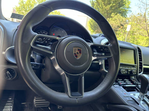 2016 Porsche Cayenne S
